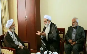 تولیت آستان قدس رضوی با آیت‌الله مصباح یزدی دیدار کرد