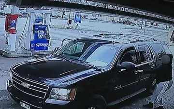 راننده‌ای که اتومبیلی را دزدید تا خودروی مسروقه خود را تعقیب کند 