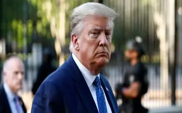 اقدام دستیاران ترامپ برای مواجه نشدن با توییت‌های او