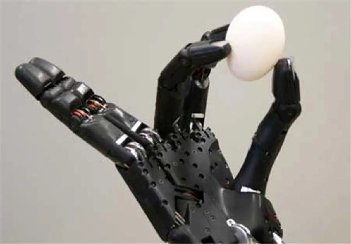 ساخت دست رباتیکی که با حس لامسه اشیاء را کنترل می‌کند|دست رباتیک با حس لامسه

