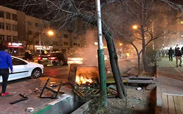 پیامد آشوب‌های اخیر بر اقتصاد کشور چیست و چه خواهد بود؟ + فیلم