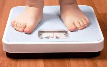 بهترین و بدترین زمان برای اندازه‌گیری وزن