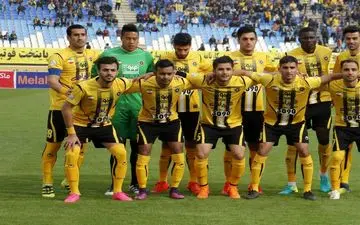 جذب یک مهاجم و یک هافبک طراح پایان کار سپاهان در نقل و انتقالات