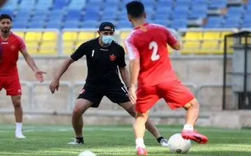 ستاره ملی پوش پرسپولیس همچنان نیمکت نشین