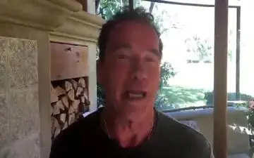 ترامپ به شوی The Apprentice آرنولد متلک انداخت+فیلم