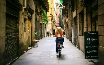 چرا زنان فرانسوی چاق نمی‌شوند؟