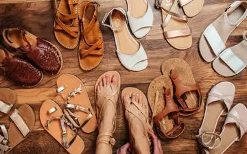 استایل تابستانی شیک با صندل‌های مناسب: نکاتی برای انتخاب و ست کردن