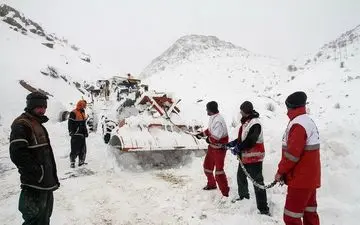 امدادرسانی به ۲۱ هزار و ۷۰۰ نفر گرفتار برف و کولاک