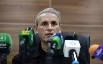 زمان نشست خبری پیش از مسابقه سرمربیان پرسپولیس و نساجی
