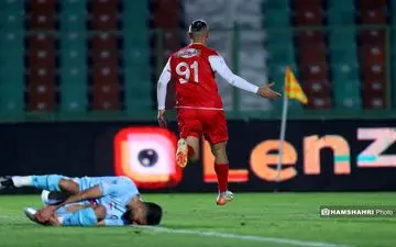 دورسون از پرسپولیس ۳۵۰ هزار دلار می خواهد تا به استقلال برود