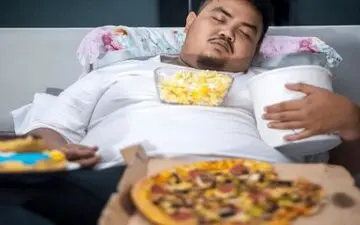 چرا قبل از ساعت 9 باید شام بخوریم؟
