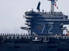  آیا عدد ۷۲ روی ناو آبراهام لینکلن یک رمز محرمانه است؟