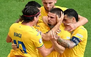  صعود رومانی به‌عنوان صدرنشین گروه E/ بلژیک حریف فرانسه شد 