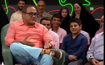 جوراب‌های رامبد جوان باز هم سوژه شد