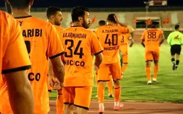 مهاجری در اندیشه رهایی از شکست