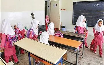 حاجی میرزایی: اجازه تجاری‌سازی فضای مدارس را نمی‌دهم

