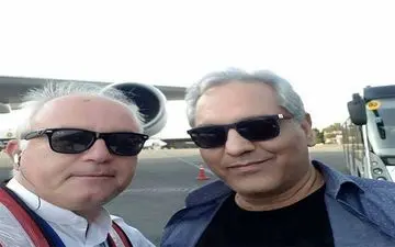 تیپ مهران مدیری روی باند فرودگاه! + عکس