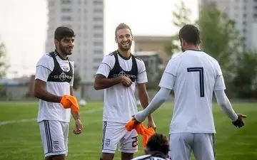 هافبک تهاجمی تیم ملی فوتبال :  انتظارات از تیم ملی بالا رفته است