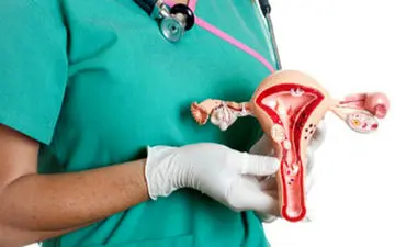 علل و علائم بزرگ شدن رحم + روش های درمانی