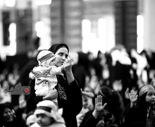  مراسم شیر خوارگان حسینی در مصلی تهران 