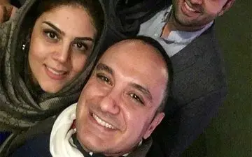 مجری معروف تلویزیون در آغوش همسرش! + عکس