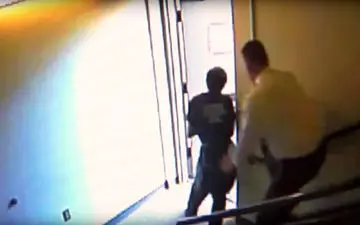 قاضی که به دنبال متهمان فراری دوید! +فیلم 