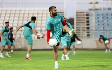 درخواست غرامت باشگاه تراکتور از کاوه رضایی 