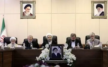 اولین جلسه مجمع به ریاست آیت‌الله آملی لاریجانی برگزار شد