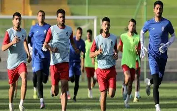 اعتصاب بازیکنان پیکان ادامه یافت