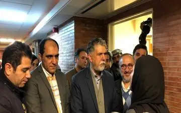 وزیر ارشاد با عوامل نمایش «خنکای ختم خاطره» گفت‌وگو کرد