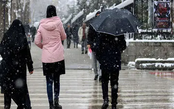 روز 15 اسفند آسمان اغلب شهرها بارانی است