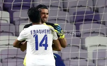 اشک حسینی بعد از مهار پنالتی (عکس) 