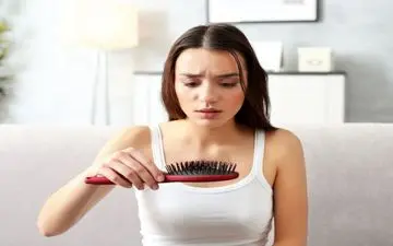 اگر پوست سرتان چرب است، مراقب ریزش موی ارثی باشید