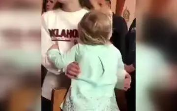  شوخی کاربران مجازی با رئیس جمهور کرواسی!+فیلم