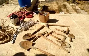 دستگیری جویندگان گنج در باغات شازند
