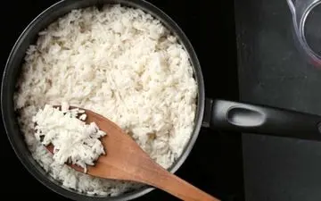 گرم کردن مجدد برنج خطرناک است؟

