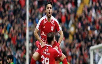 مهاجم تراکتورسازی همه را به یاد عادل فردوسی‌پور انداخت! + عکس