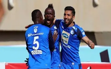 فرشید اسماعیلی در راه استقلال؟