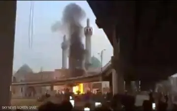 آتش‌زدن بخشی از آرامگاه محمد باقر حکیم در نجف/ اعلام عزای عمومی در ۹ استان عراق