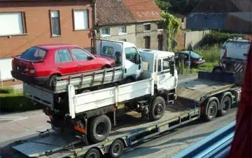 محموله عجیب یک تریلی! 