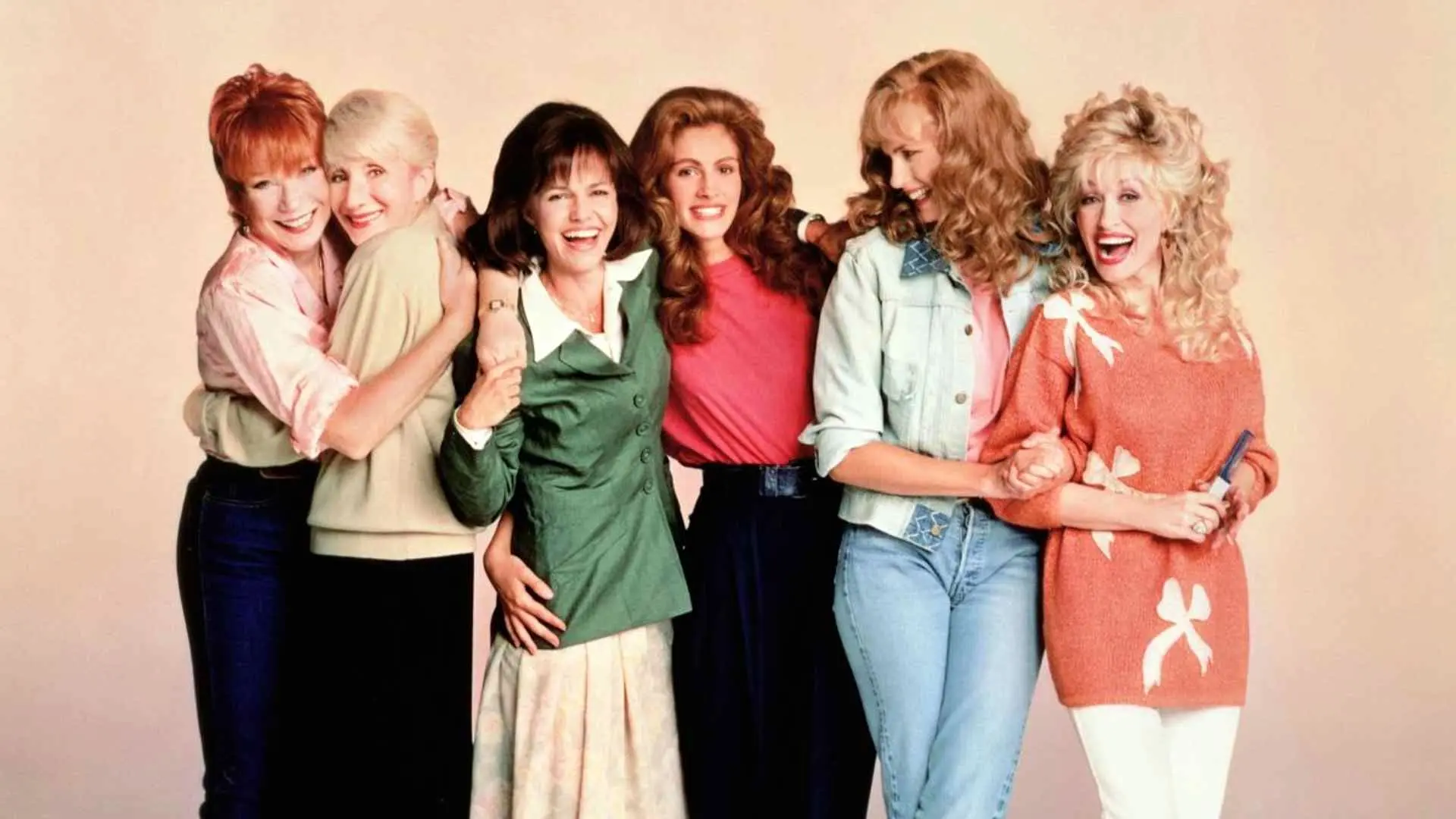 جولیا رابرتس به همراه دیگر بازیگران فیلم Steel Magnolias