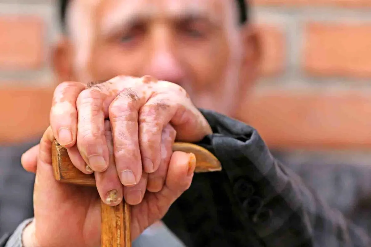 مراقبت از سالمندان در روزهای کرونایی