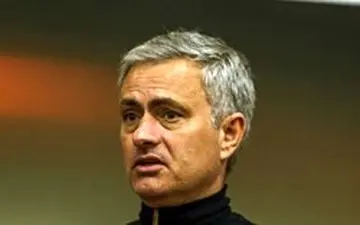 پس از 17 سال مورینیو دستیار خود را برکنار کرد