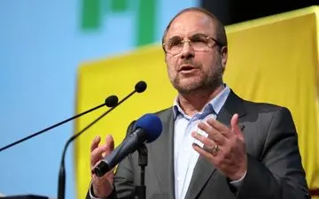 قالیباف: آقای روحانی چه کسی از آن فردی که در زندان است تجلیل کرد؟ + فیلم