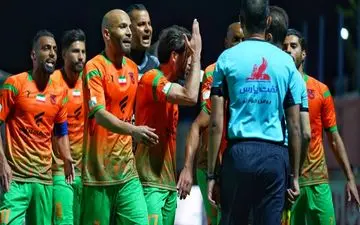 سلیمانی: پنالتی پرسپولیس اشتباه بود/ مدافع مس به درستی اخراج شد 