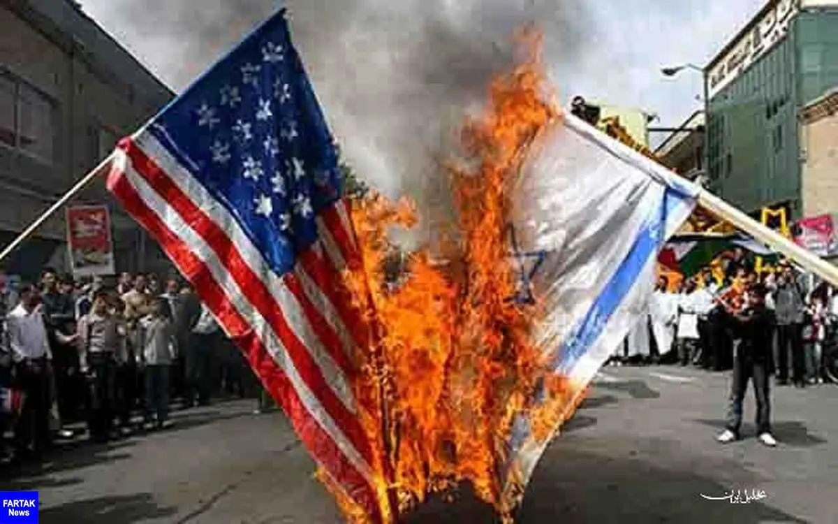ایرانی‌ها پرچم آمریکا و اسرائیل را آتش زدند/پخش سخنرانی رهبری
