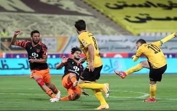 تساوی بدون گل سپاهان و هوادار در نیمه نخست