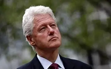 اکثریت آمریکایی‌ها بیل کلینتون را «شکارچی جنسی» می‌دانند