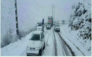 بازگشایی ۶۵ راه روستایی در برف و کولاک شب گذشته