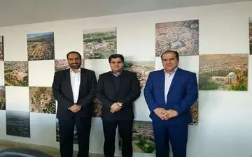  دیدار معاون امور عمرانی استانداری ایلام با عضو هیأت مدیره شرکت باز آفرینی شهری 